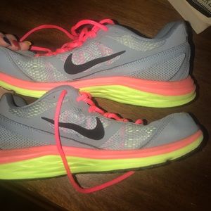 Cute & Comfy Nike Tennis Shoes